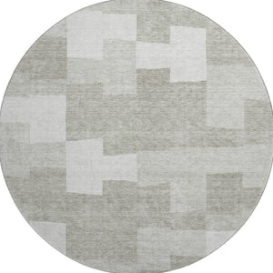 HomeRoots 8' Taupe & Ivory Geometric Round Rug - Washable, UV Protected, Stain Resistant for Busy Homes! 654961