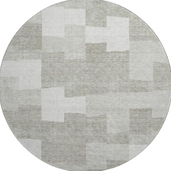 HomeRoots 8' Taupe & Ivory Geometric Round Rug - Washable, UV Protected, Stain Resistant for Busy Homes! 654961