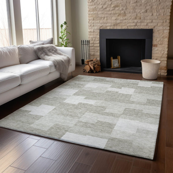 HomeRoots 8' X 10' Taupe and Ivory Geometric Area Rug - Washable, UV Protected, Ideal for High-Traffic Spaces 654962