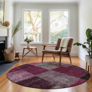 HomeRoots 8' Merlot Gray & Burgundy Patchwork Washable Round Rug - Durable, UV-Protected for Homes with Kids! 655177