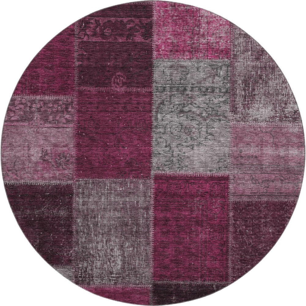 HomeRoots 8' Merlot Gray & Burgundy Patchwork Washable Round Rug - Durable, UV-Protected for Homes with Kids! 655177