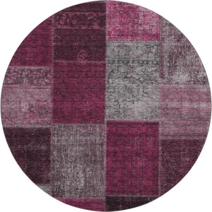 HomeRoots 8' Merlot Gray & Burgundy Patchwork Washable Round Rug - Durable, UV-Protected for Homes with Kids! 655177