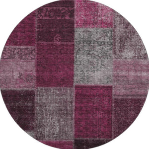 HomeRoots 8' Merlot Gray & Burgundy Patchwork Washable Round Rug - Durable, UV-Protected for Homes with Kids! 655177