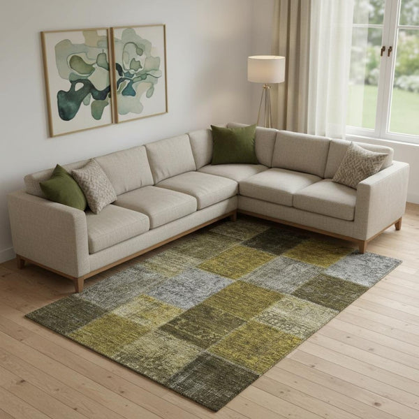 HomeRoots 8' X 10' Cozy Coffee Gold Taupe Patchwork Area Rug - Washable, UV Protected & Stain Resistant Design 655184