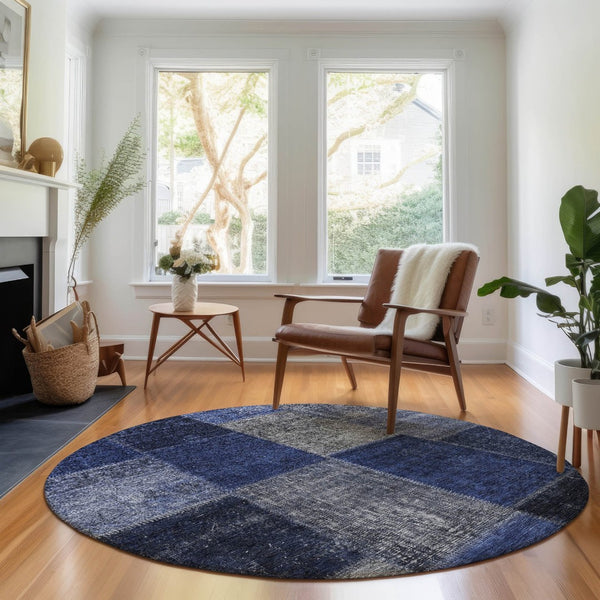 HomeRoots 8' Navy Blue and Gray Washable Round Rug - Stylish Patchwork Design with UV Protection and Soft Texture 655189