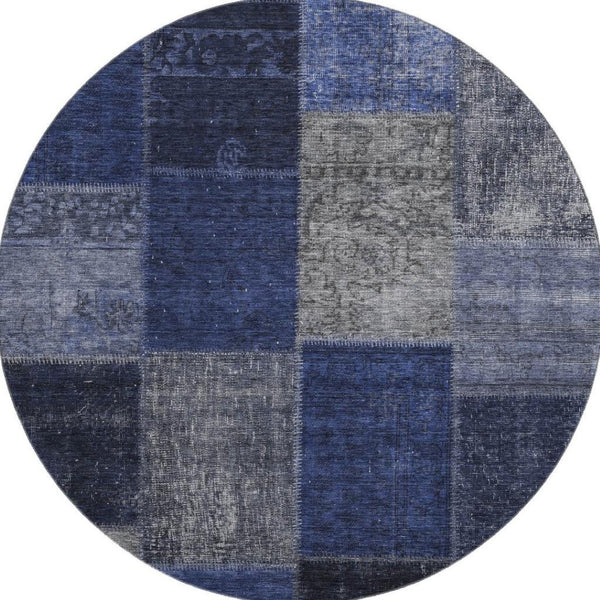 HomeRoots 8' Navy Blue and Gray Washable Round Rug - Stylish Patchwork Design with UV Protection and Soft Texture 655189