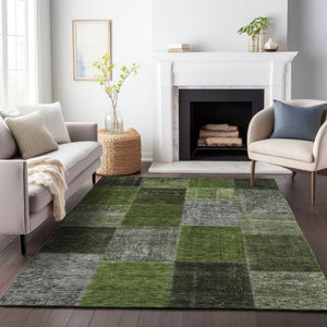 HomeRoots 5' X 8' Olive Green and Gray Patchwork Rug - Washable, UV-Protected, Stylish for Homes with Kids & Pets 655194