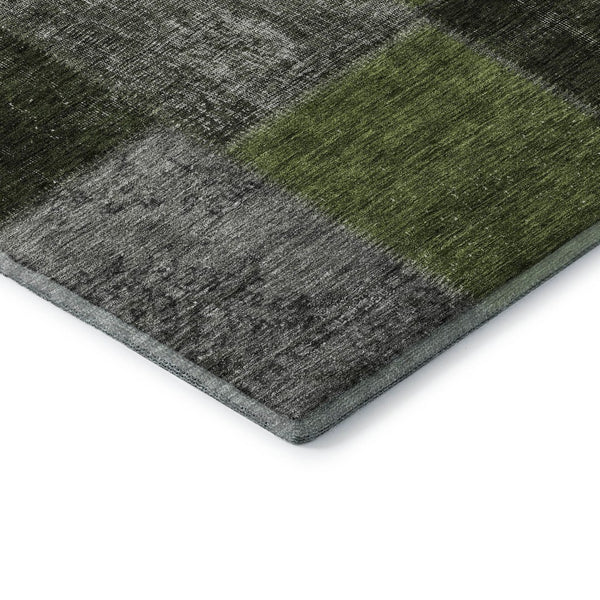 HomeRoots 5' X 8' Olive Green and Gray Patchwork Rug - Washable, UV-Protected, Stylish for Homes with Kids & Pets 655194