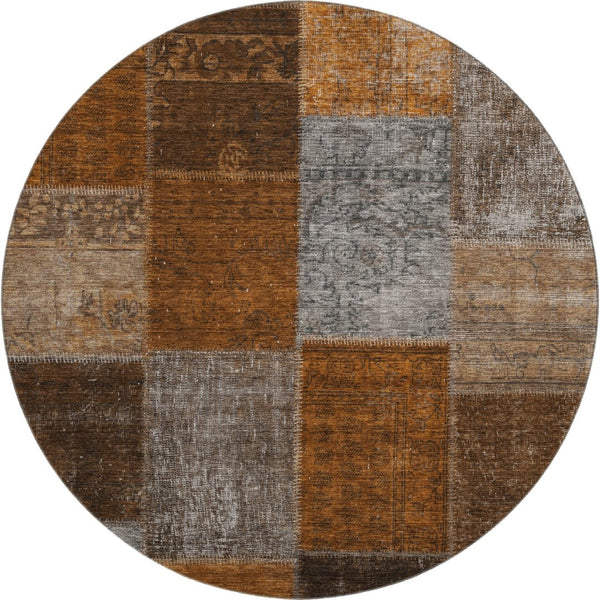 HomeRoots 8' Washable Round Rug in Rust Brown & Gray Patchwork Design - Durable, UV-Protected, Easy-Care! 655201
