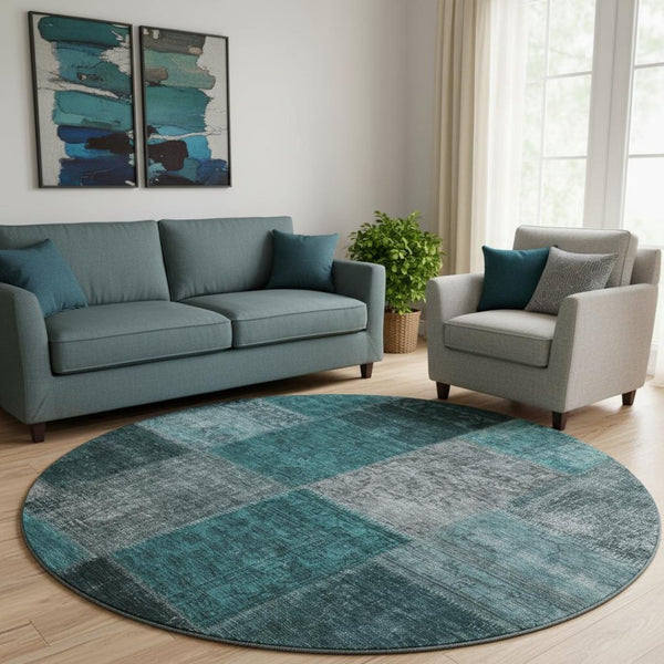 HomeRoots 8' Teal and Gray Patchwork Round Rug – Washable, UV Protected, Stain Resistant for Stylish Living Spaces 655207