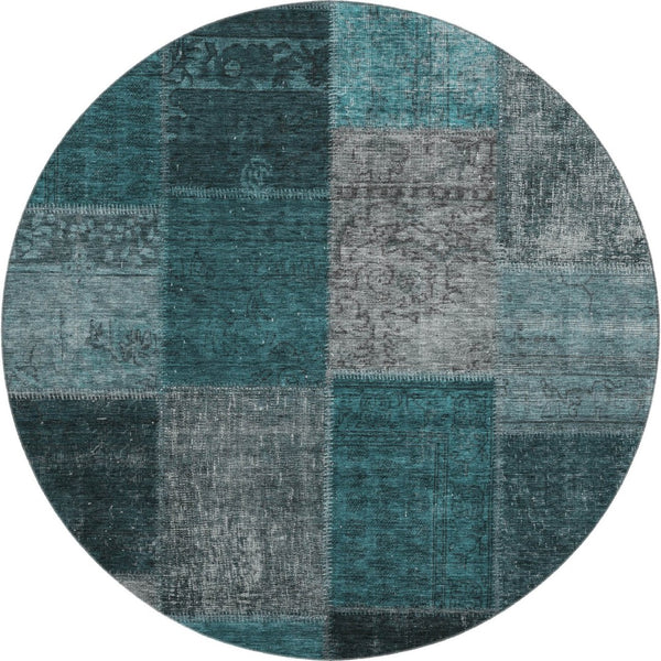 HomeRoots 8' Teal and Gray Patchwork Round Rug – Washable, UV Protected, Stain Resistant for Stylish Living Spaces 655207