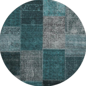 HomeRoots 8' Teal and Gray Patchwork Round Rug – Washable, UV Protected, Stain Resistant for Stylish Living Spaces 655207