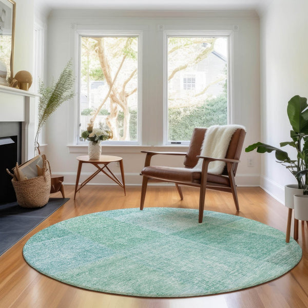 HomeRoots 8' Teal And Ivory Patchwork Round Rug – Washable, UV Protected, Ideal for Homes with Kids & Pets! 655237