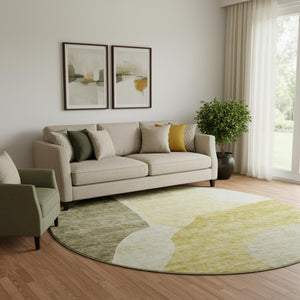 HomeRoots 8' Gold and Ivory Abstract Round Rug - Washable, UV-Protected, Stain-Resistant for Modern Homes 655273