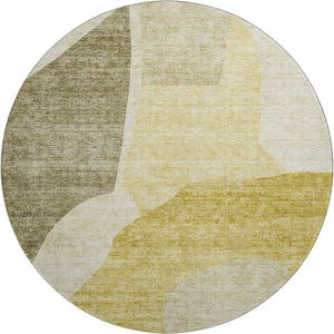 HomeRoots 8' Gold and Ivory Abstract Round Rug - Washable, UV-Protected, Stain-Resistant for Modern Homes 655273