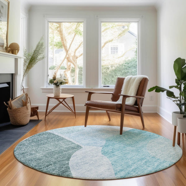 HomeRoots 8' Teal And Ivory Abstract Round Rug - Washable, UV-Protected, Stylish & Durable for Active Homes 655291