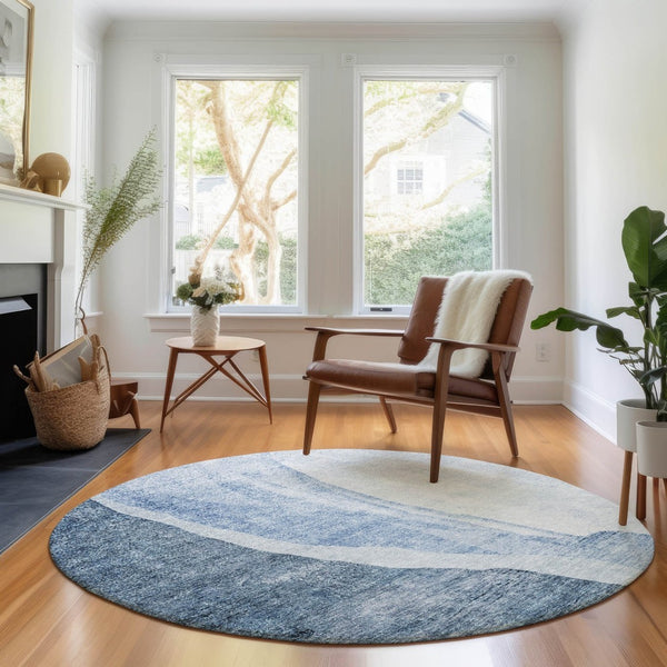 HomeRoots 8' Blue And Ivory Abstract Round Rug - Washable, UV Protected, Stylish & Durable for Any Space 655309