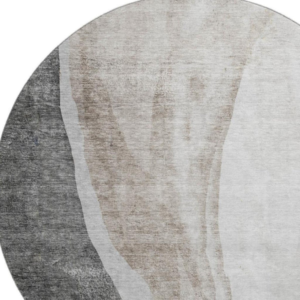 HomeRoots 8' Charcoal and Ivory Abstract Round Rug - Washable, UV-Protected, Perfect for Modern Living Spaces 655315