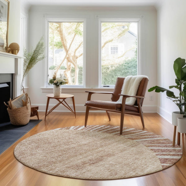 HomeRoots 8' Rust and Ivory Abstract Washable Round Rug with UV Protection – Stylish, Easy-Care for Homes! 655406