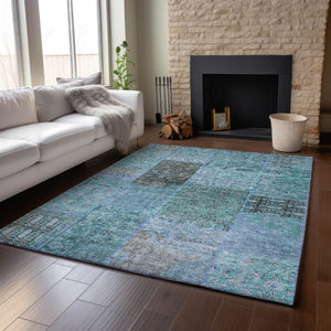 HomeRoots 8' X 10' Teal and Gray Patchwork Area Rug – Stylish, Washable, UV Protected for Family Spaces! 655467