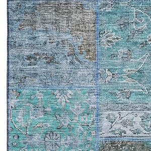 HomeRoots 8' X 10' Teal and Gray Patchwork Area Rug – Stylish, Washable, UV Protected for Family Spaces! 655467
