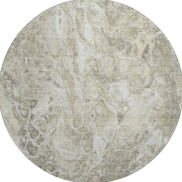 HomeRoots 8' Tan and Ivory Abstract Round Rug - Washable, UV Protected, Durable Design for Active Homes 655508