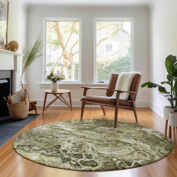 HomeRoots 8' Taupe And Ivory Abstract Washable Round Rug - Durable, UV Protected, Perfect for Modern Homes 655520