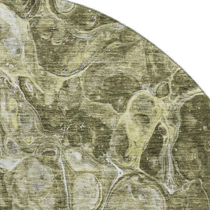 HomeRoots 8' Taupe And Ivory Abstract Washable Round Rug - Durable, UV Protected, Perfect for Modern Homes 655520