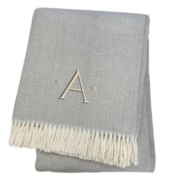 HomeRoots 55" Gray and White Herringbone Cotton Blend Throw Blanket with Personalized Initial and Tassels A 655524