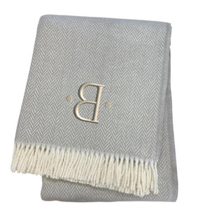 HomeRoots 55" Gray and White Herringbone Cotton Blend Throw Blanket with Personalized Initial and Tassels B 655525