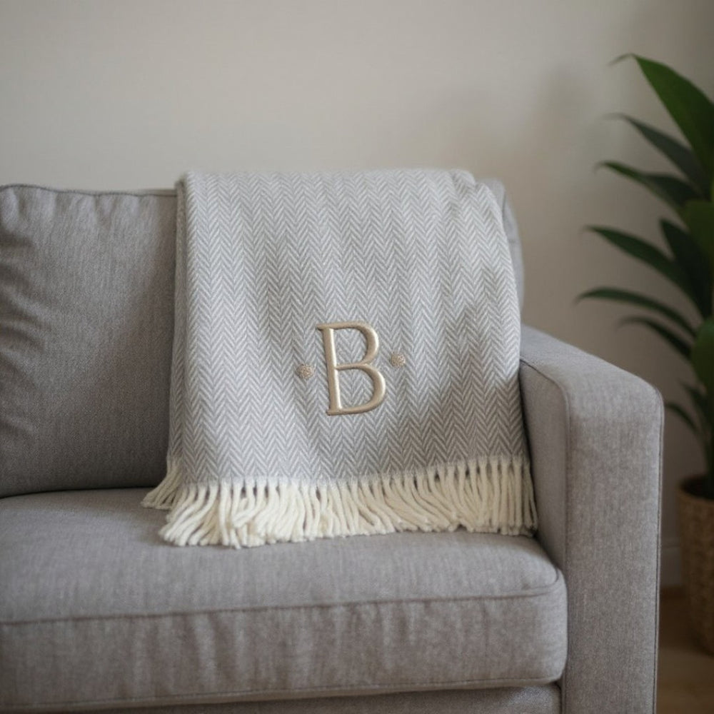 HomeRoots 55" Gray and White Herringbone Cotton Blend Throw Blanket with Personalized Initial and Tassels B 655525