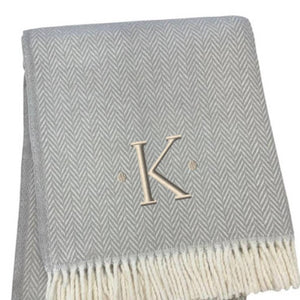 HomeRoots 55" Gray and White Herringbone Cotton Blend Throw Blanket with Personalized Initial and Tassels K 655534
