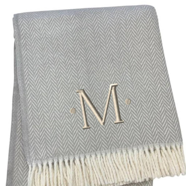 HomeRoots 55" Gray and White Herringbone Cotton Blend Throw Blanket with Personalized Initial and Tassels M 655536