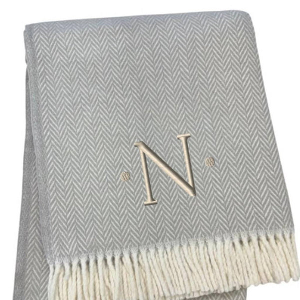 HomeRoots 55" Gray and White Herringbone Cotton Blend Throw Blanket with Personalized Initial and Tassels no 655537