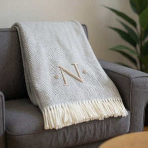 HomeRoots 55" Gray and White Herringbone Cotton Blend Throw Blanket with Personalized Initial and Tassels no 655537