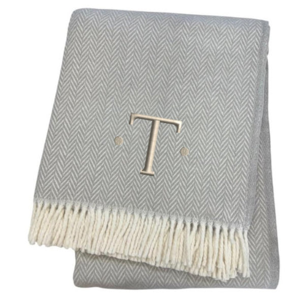 HomeRoots 55" Gray and White Herringbone Cotton Blend Throw Blanket with Personalized Initial and Tassels T 655543