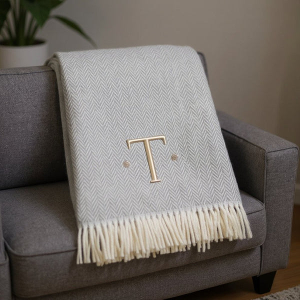 HomeRoots 55" Gray and White Herringbone Cotton Blend Throw Blanket with Personalized Initial and Tassels T 655543