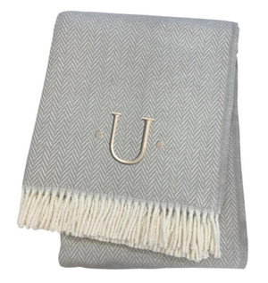 HomeRoots 55" Gray and White Herringbone Cotton Blend Throw Blanket with Personalized Initial and Tassels U 655544
