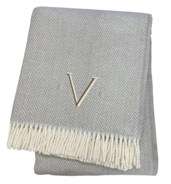 HomeRoots 55" Gray and White Herringbone Cotton Blend Throw Blanket with Personalized Initial and Tassels V 655545