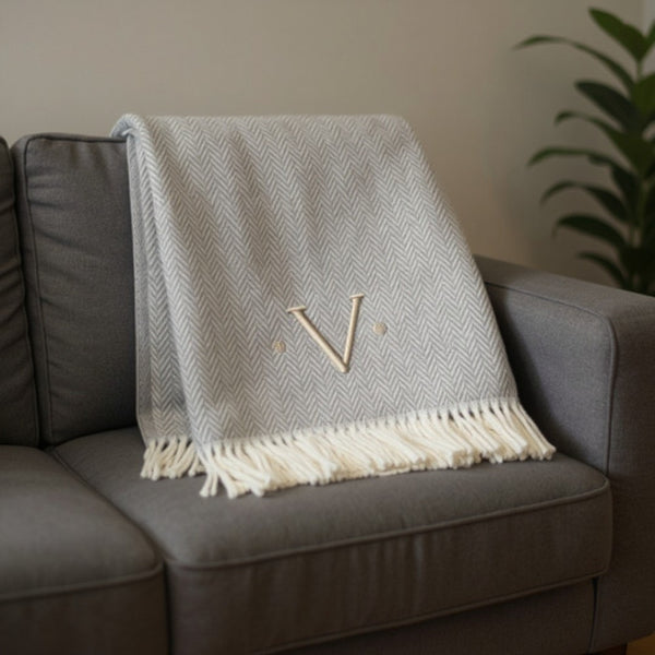 HomeRoots 55" Gray and White Herringbone Cotton Blend Throw Blanket with Personalized Initial and Tassels V 655545