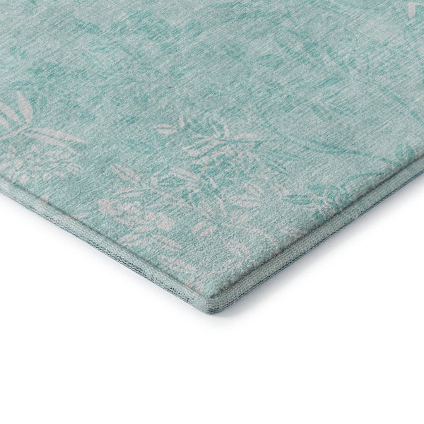 HomeRoots 8' Teal And Ivory Floral Round Rug - Durable, Stain-Resistant, UV Protected for Stylish Spaces 655677