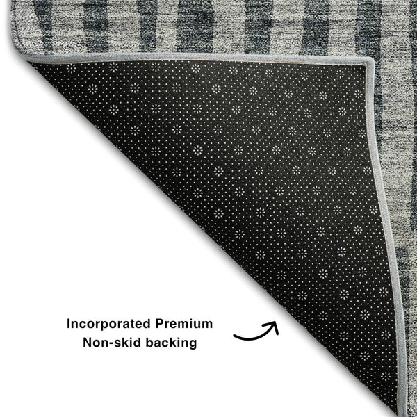 HomeRoots 8' Charcoal and Gray Striped Round Rug - Washable, UV-Protected, Durable for Family Spaces & Patios 655689
