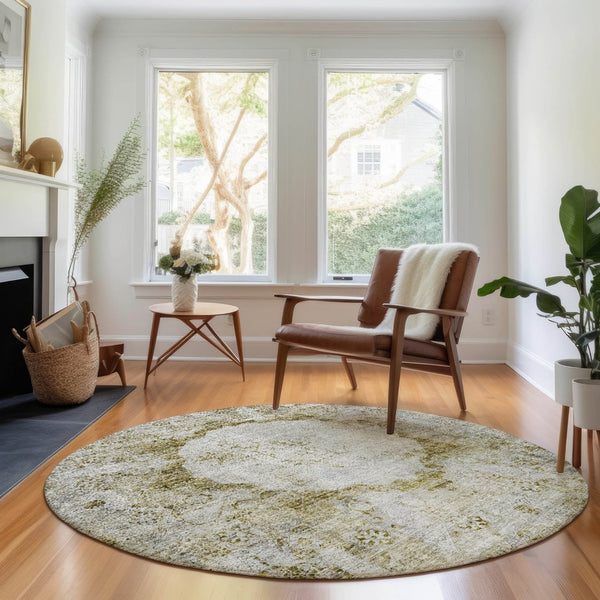 HomeRoots 8' Elegant Taupe Brown & Gray Oriental Washable Round Rug with UV Protection & Stain Resistance 655725
