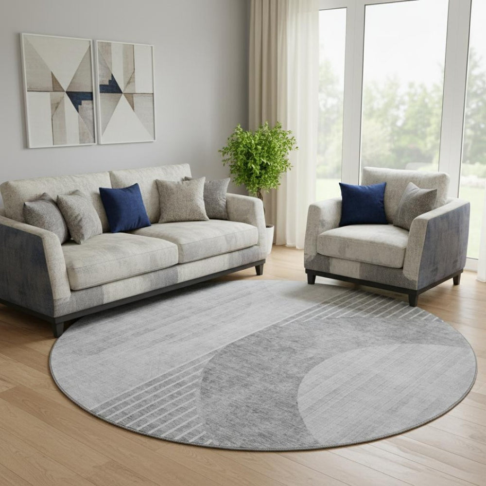 HomeRoots 8' Gray and Silver Geometric Washable Round Rug – Stylish, Durable, Stain-Resistant with UV Protection! 655743