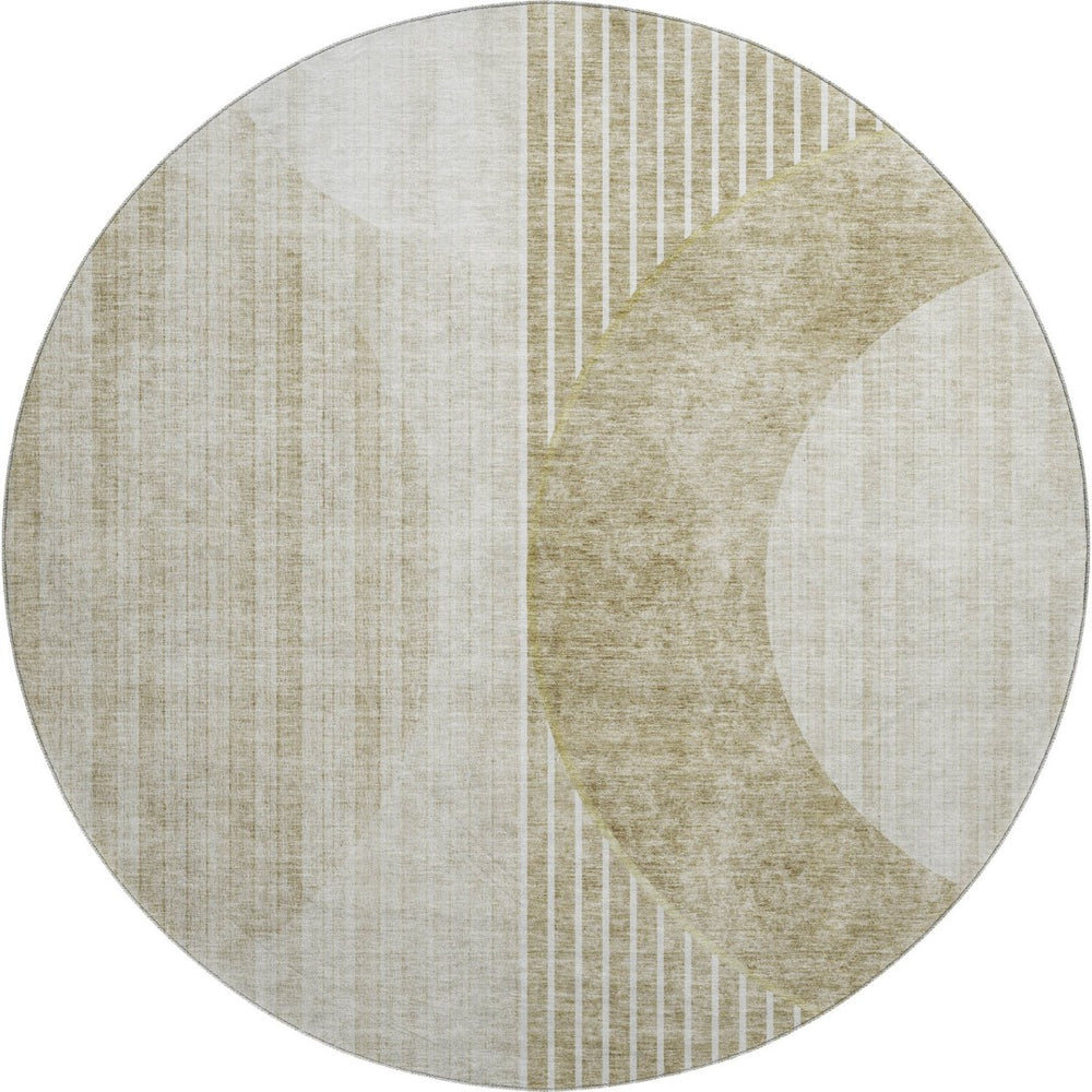 HomeRoots 8' Taupe and Beige Geometric Washable Round Rug - UV Protected, Family-Friendly, Modern Style! 655755