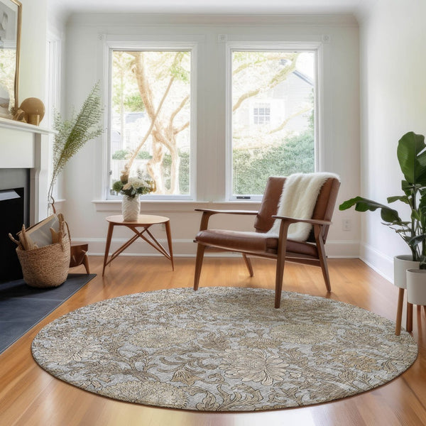 HomeRoots 8' Gray and Silver Floral Washable Round Rug - Durable UV-Protected Design for Busy Homes & Style 655791
