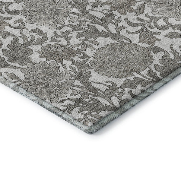 HomeRoots 8' Elegant Ivory & Gray Floral Round Rug – Washable, UV-Protected, Stain-Resistant, Durable Design! 655797