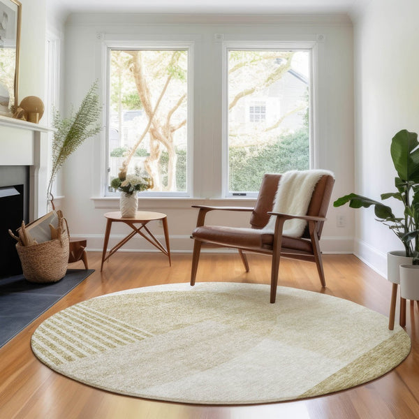 HomeRoots 8' Stylish Brown and Ivory Geometric Washable Round Rug with UV Protection for High-Traffic Areas 655815