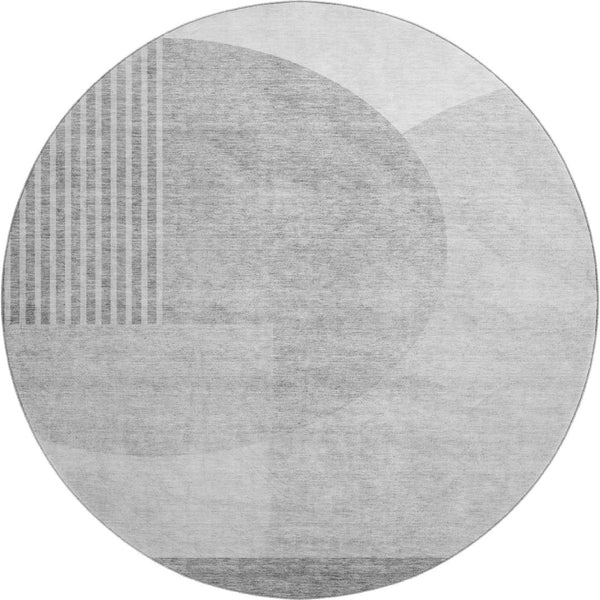 HomeRoots 8' Gray and Silver Geometric Round Rug - Washable, UV-Protected, Durable, Perfect for Busy Homes! 655845