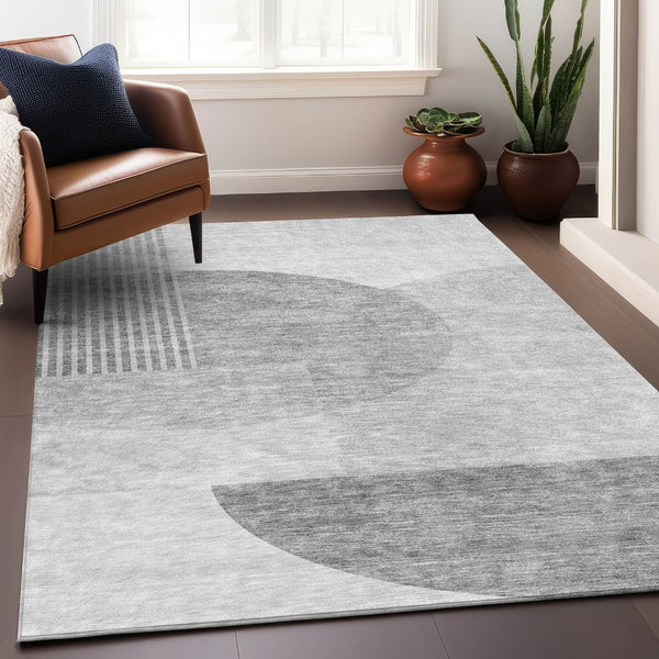 HomeRoots 10' Gray and Silver Geometric Area Rug – Washable, UV Protected, Stylish for High-Traffic Spaces 655848